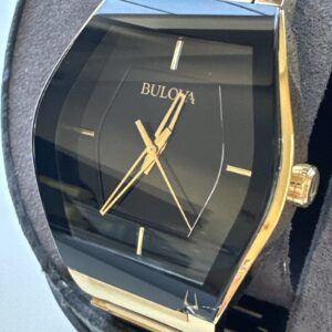 Bulova Gemini Modern Men's Quartz GoldnBand Watch 40mm 97A164 *Scratched crystal
